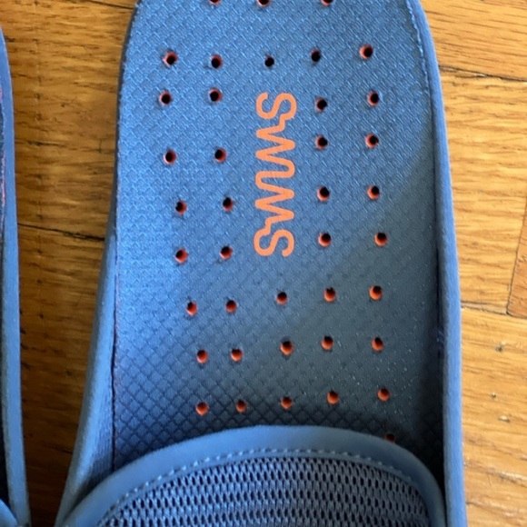 SWIMs men’s slides blue size 7 NEW with white and blue strip strap main image 5